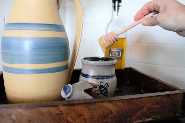 Honey Pot- Bumble Bee