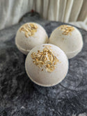 Oat and Honey | Natural Bath Bomb